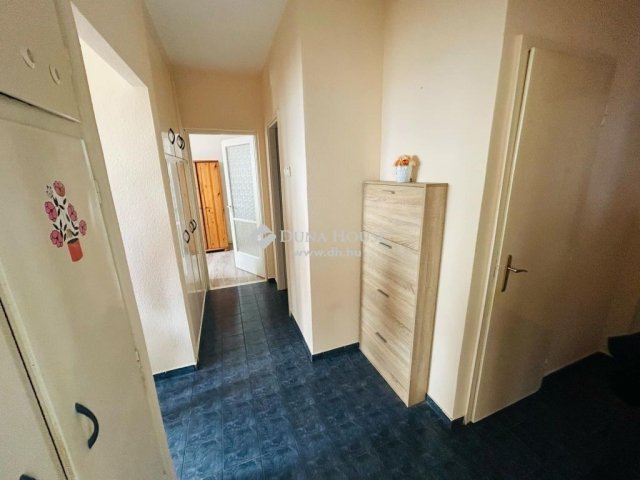 Eladó panellakás, Nagykanizsán 23.9 M Ft, 2 szobás