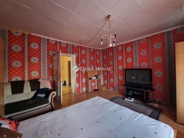 Eladó családi ház, Tóalmáson 36.9 M Ft, 4 szobás