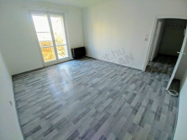 Kiadó téglalakás, albérlet, XIV. kerületben, Padlizsán utcában