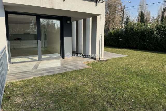 Eladó téglalakás, Budapesten, III. kerületben 120 M Ft, 2 szobás