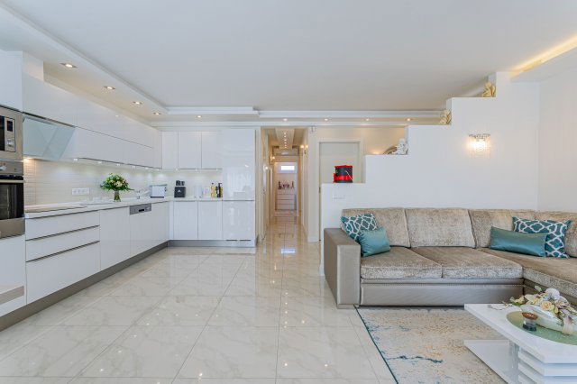 Eladó ikerház, Mogyoródon 184.8 M Ft, 6 szobás