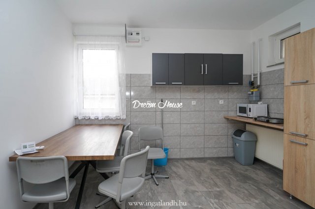 Kiadó családi ház, albérlet, Nyíregyházán 200 E Ft / hó