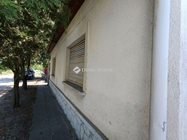 Eladó családi ház, Nagykátán 25.9 M Ft, 2 szobás