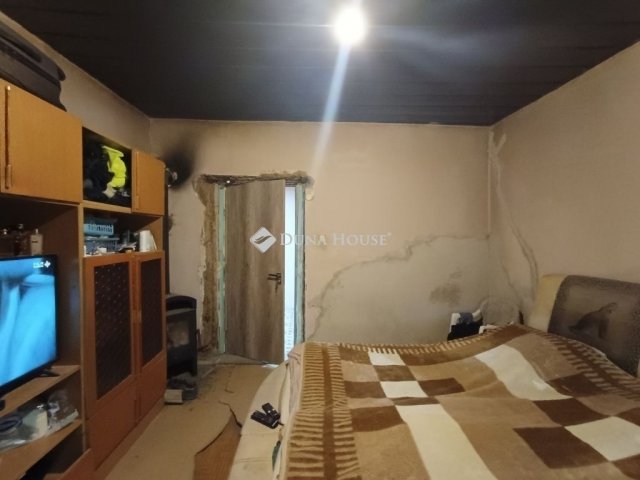 Eladó családi ház, Sülysápon 36.9 M Ft, 3 szobás