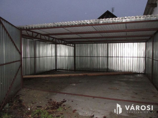 Eladó garázs, Balassagyarmaton 6.2 M Ft / költözzbe.hu