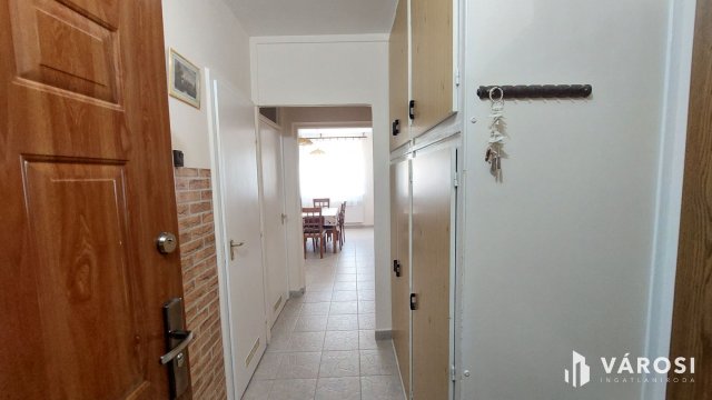 Kiadó panellakás, albérlet, Debrecenben 200 E Ft / hó