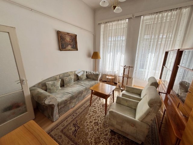 Eladó téglalakás, Szombathelyen 39.25 M Ft, 2 szobás