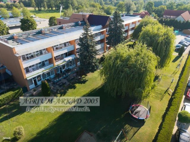 Eladó hotel, Zalakaroson 1450 M Ft, 46 szobás