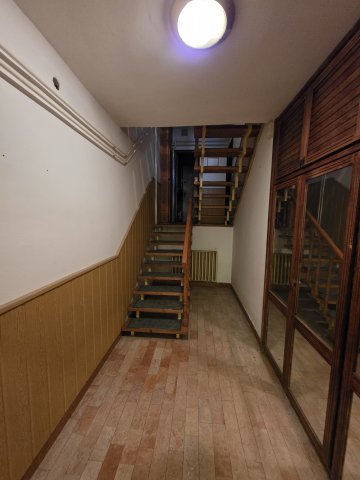 Eladó téglalakás, Zalaegerszegen 59.9 M Ft, 5+1 szobás