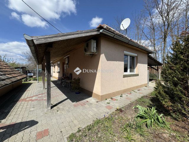 Eladó mezogazdasagi ingatlan, Helvécián 38.5 M Ft, 2 szobás
