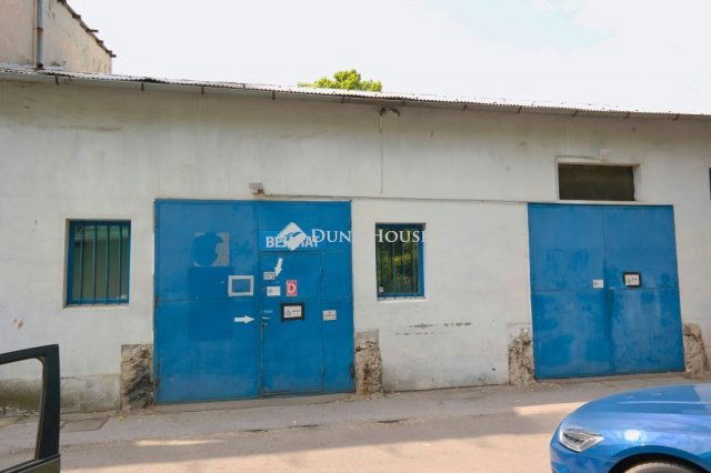 Eladó ipari ingatlan, Budapesten, XXI. kerületben 49.9 M Ft