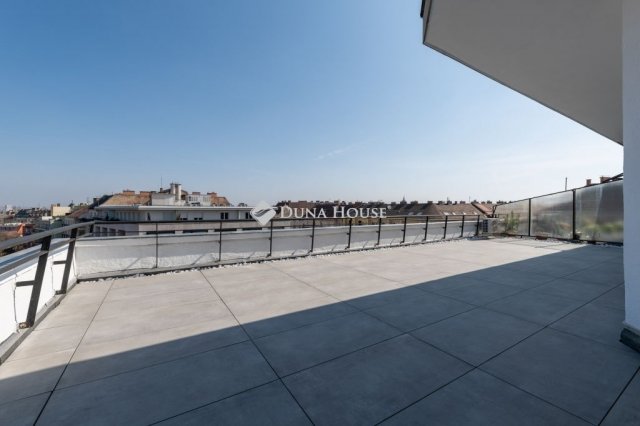 Eladó téglalakás, Budapesten, II. kerületben 221 M Ft, 2 szobás