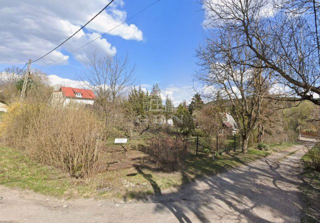 Eladó telek, Biatorbágyon 18 M Ft / költözzbe.hu