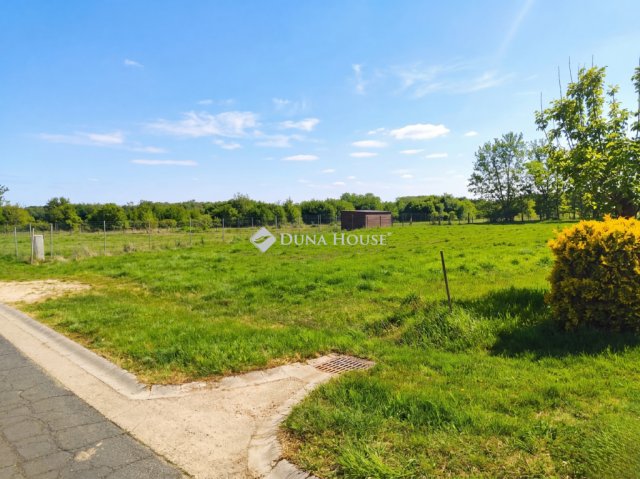 Eladó telek, Fertőszéplakon 29.3 M Ft / költözzbe.hu