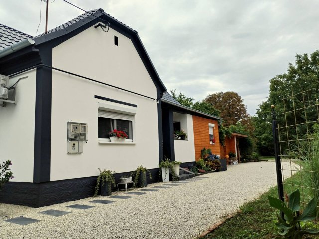 Eladó családi ház, Balatonszentgyörgyön 59.9 M Ft, 2+1 szobás