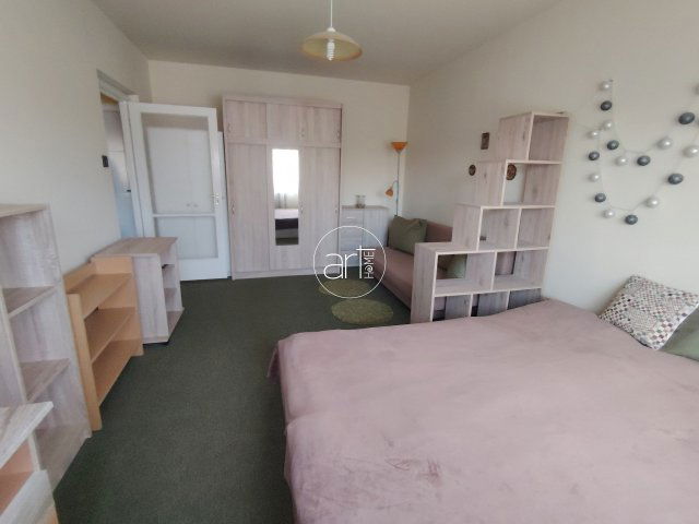 Eladó panellakás, Szegeden, Agyagos utcában 37.9 M Ft, 1 szobás