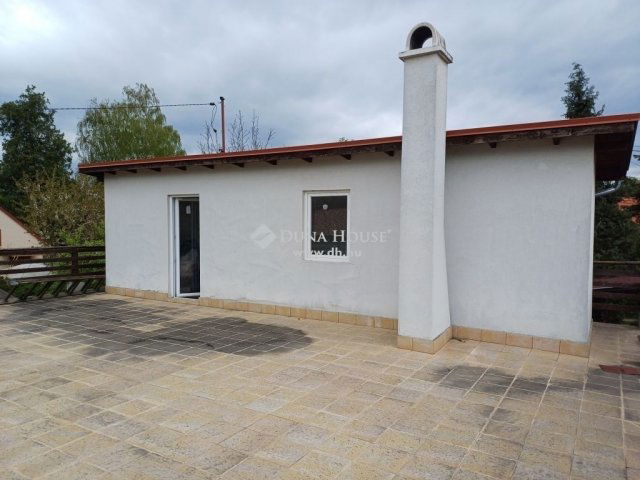 Eladó családi ház, Ráckevén 49.99 M Ft, 2 szobás