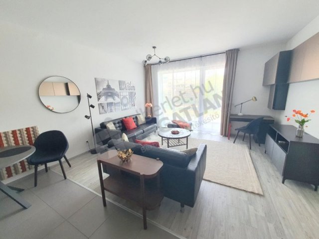 Kiadó téglalakás, albérlet, II. kerületben, Csalogány utcában