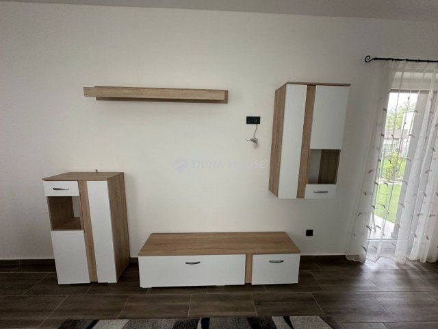 Kiadó téglalakás, albérlet, Hajdúszoboszlón 300 E Ft / hó