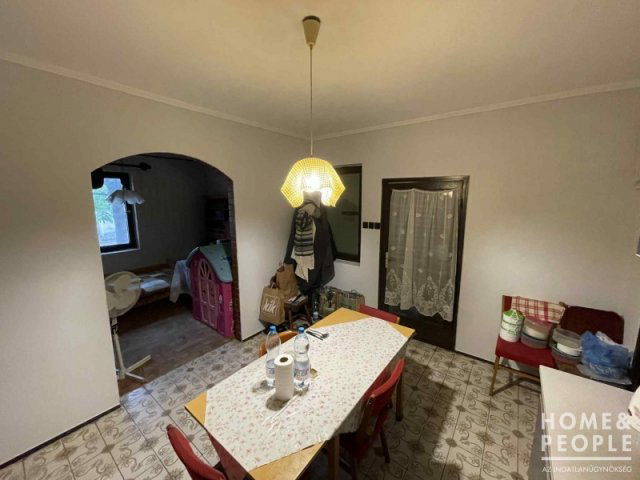 Eladó családi ház, Tótkomlóson 29 M Ft, 4 szobás