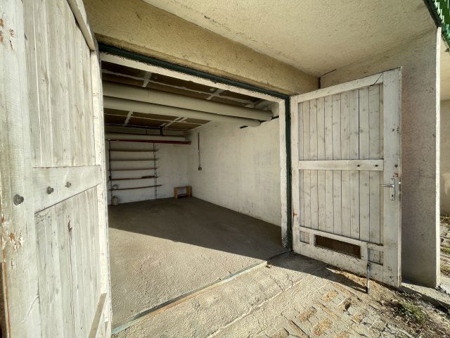 Kiadó garázs, Miskolcon, Felsőruzsin körúton 35 E Ft / hó