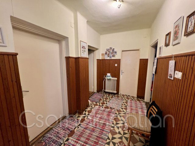 Eladó családi ház, Rábacsanakon 21.99 M Ft, 3 szobás