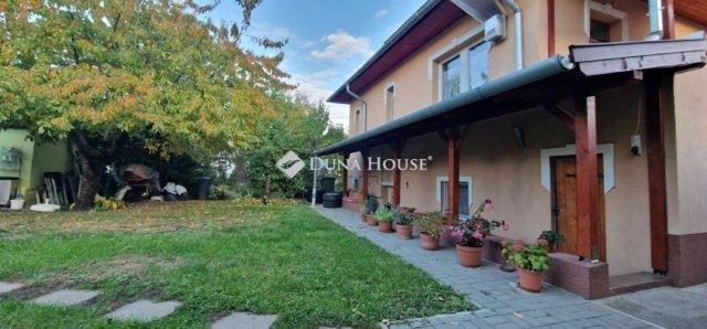Eladó családi ház, Budapesten, XVII. kerületben 108.9 M Ft