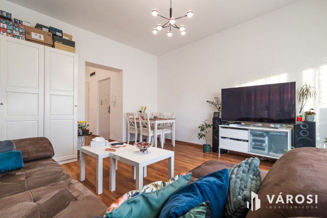 Eladó téglalakás, Hódmezővásárhelyen 45 M Ft, 3 szobás