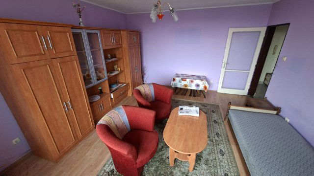 Eladó panellakás, Dombóváron 19.5 M Ft, 2 szobás