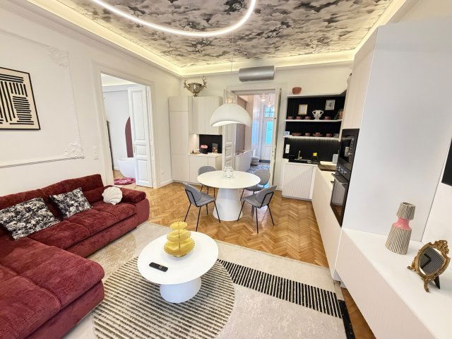 Kiadó téglalakás, albérlet, Győrött 500 E Ft / hó, 3 szobás