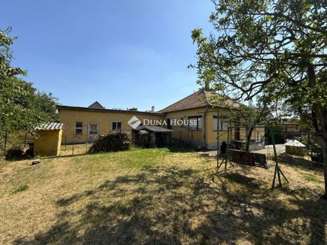 Eladó családi ház, Budapesten, XVII. kerületben 99 M Ft