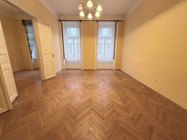 Eladó téglalakás, VIII. kerületben, Bródy Sándor utcában