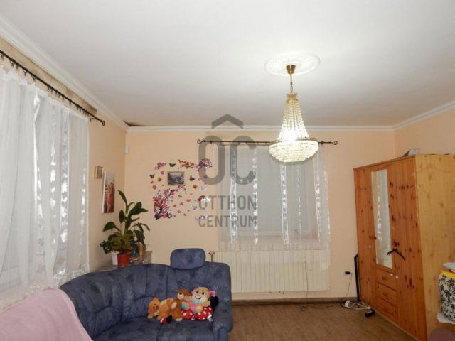 Eladó családi ház, Söjtörön 48 M Ft, 4 szobás