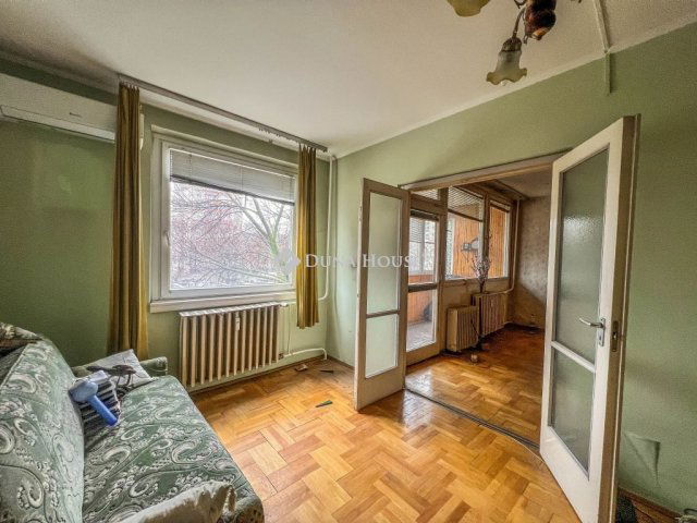 Eladó panellakás, Budapesten, XXI. kerületben 56.9 M Ft, 2 szobás