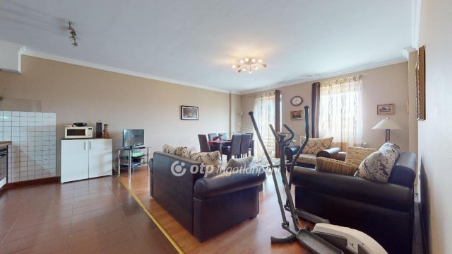 Eladó téglalakás, Miskolcon 59.9 M Ft, 3 szobás