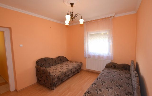 Eladó családi ház, Debrecenben 69 M Ft, 1+2 szobás