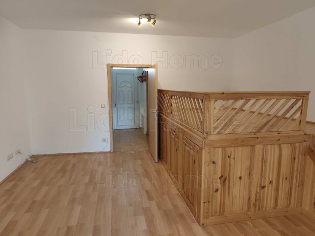 Eladó téglalakás, Veszprémben 50.9 M Ft, 1 szobás