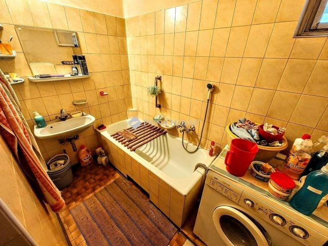 Eladó családi ház, Szegeden 90 M Ft, 4 szobás