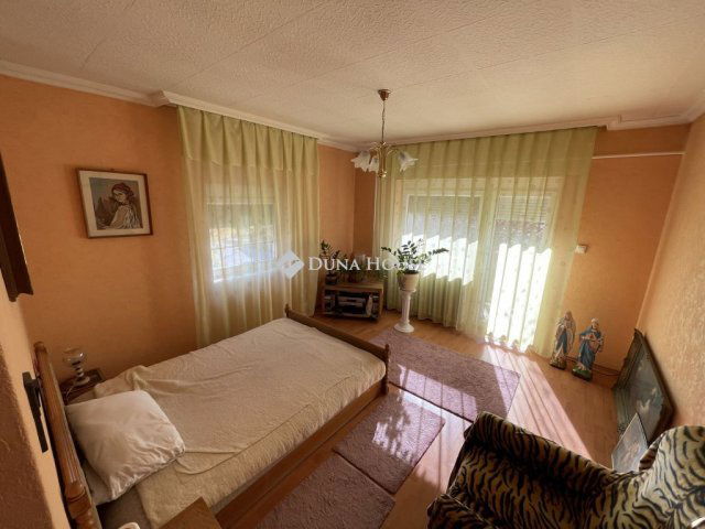 Eladó családi ház, Dabason 125 M Ft, 5 szobás