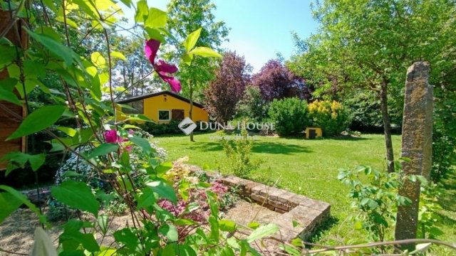 Eladó családi ház, Homorúdon 91.44 M Ft, 5 szobás