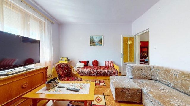 Eladó családi ház, Nagyhalászban 40 M Ft, 3+1 szobás