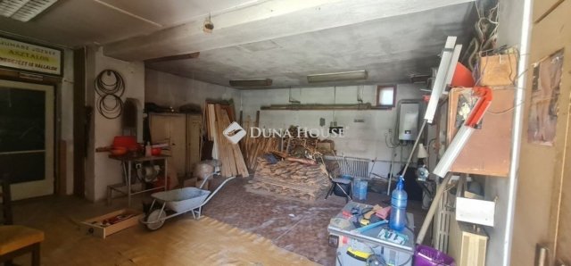 Eladó családi ház, Ócsán 83 M Ft, 4 szobás