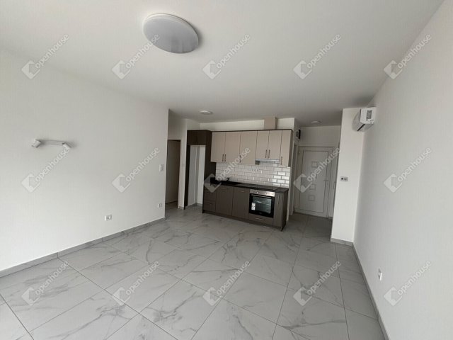 Kiadó téglalakás, albérlet, Győrött 230 E Ft / hó, 3 szobás