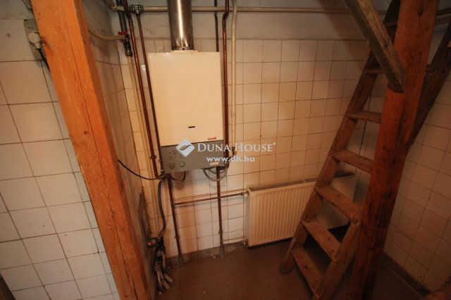 Eladó üzlethelyiség, Kecskeméten 50 M Ft / költözzbe.hu