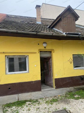 Eladó téglalakás, Kecskeméten 25.9 M Ft, 1 szobás