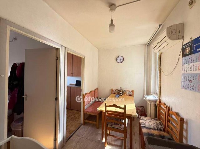 Eladó panellakás, Budapesten, VIII. kerületben 61.9 M Ft