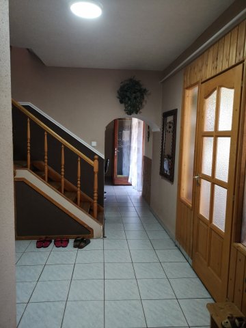 Eladó családi ház, Nemesvámoson 84.9 M Ft, 4 szobás