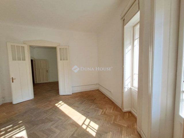 Eladó téglalakás, Budapesten, II. kerületben 98 M Ft, 2 szobás