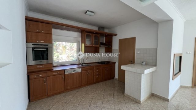 Eladó családi ház, Kozármislenyen 155 M Ft, 6 szobás