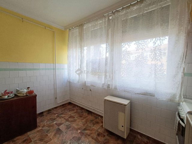 Eladó téglalakás, Kecskeméten, Gizella téren 44.5 M Ft